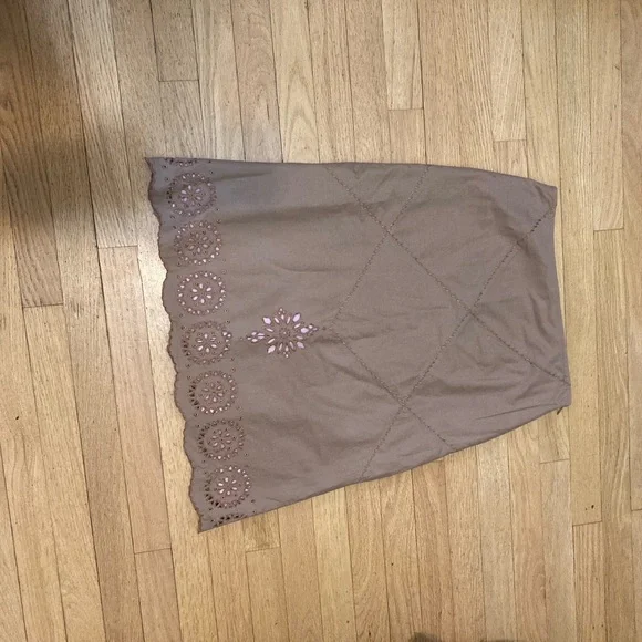 Vintage Odille Skirt: Tan and Pink Midi with Cutouts and Embroidery - Picture 3 of 9